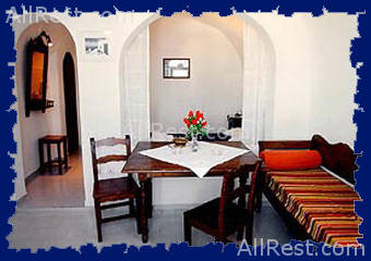 Ilioperato Traditional Apartments 8
